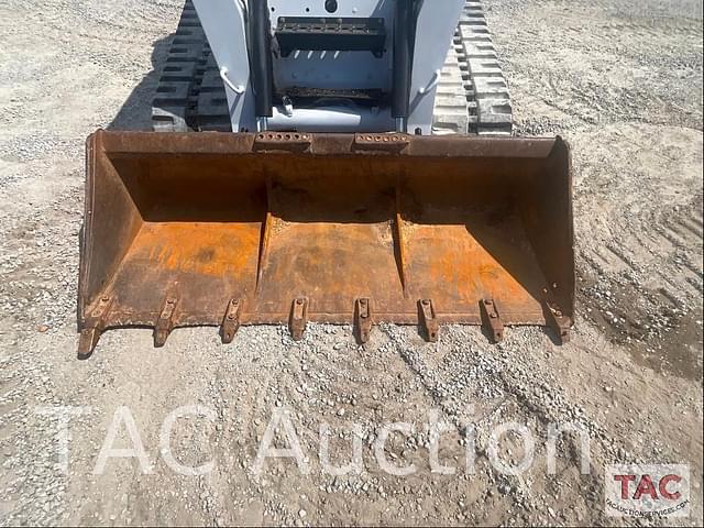 Image of Bobcat T300 equipment image 4