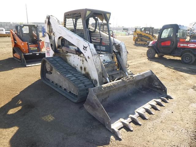 Image of Bobcat T300 equipment image 1