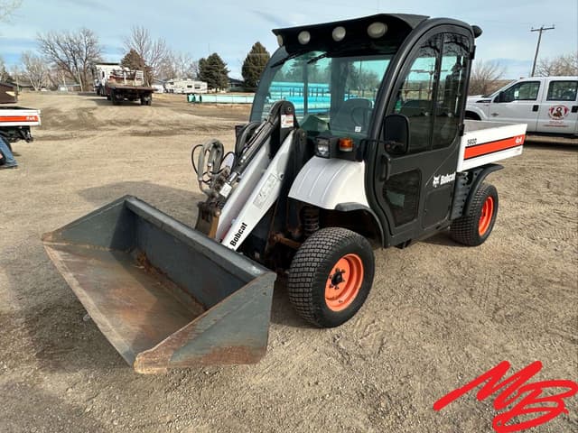 Image of Bobcat Toolcat 5600 equipment image 1
