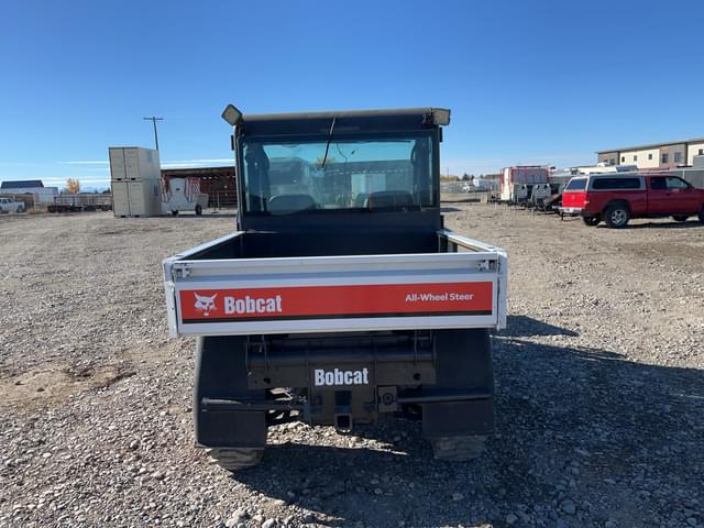 Image of Bobcat Toolcat 5600 equipment image 3