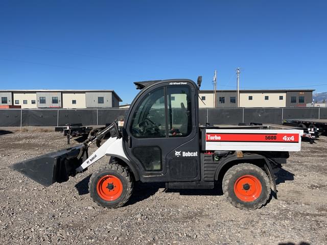 Image of Bobcat Toolcat 5600 equipment image 1