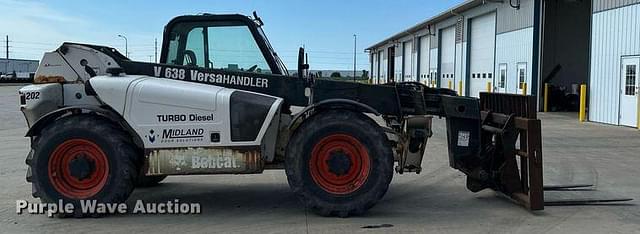 Image of Bobcat V638 equipment image 3