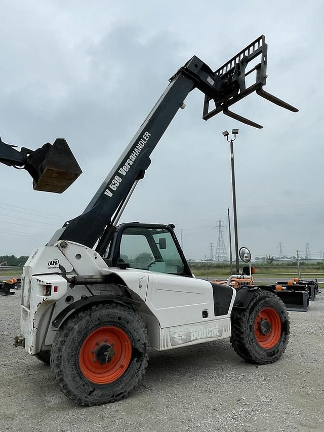 Image of Bobcat V638 equipment image 3