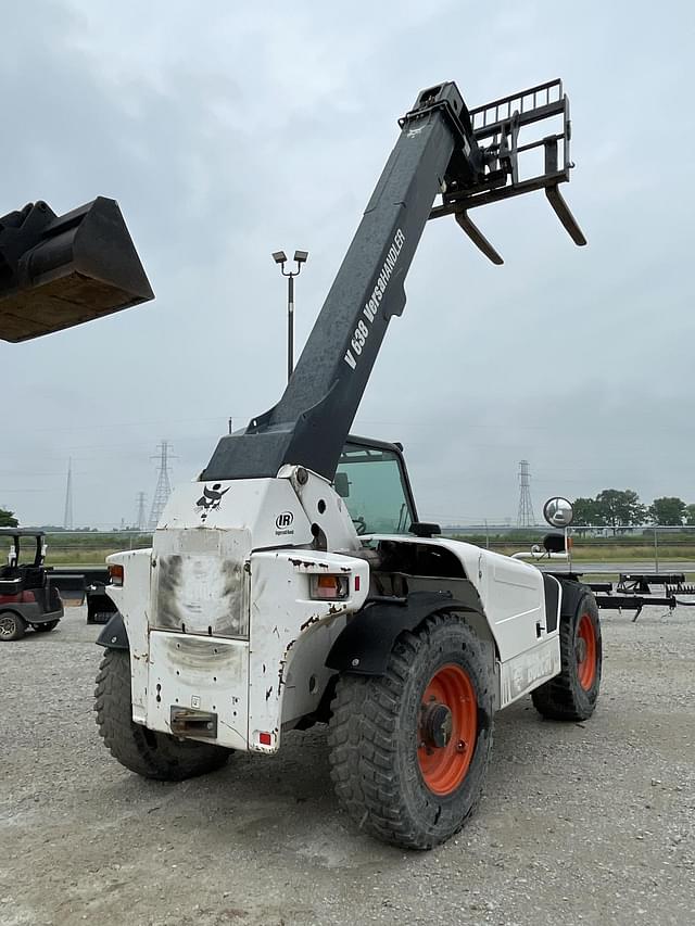 Image of Bobcat V638 equipment image 4