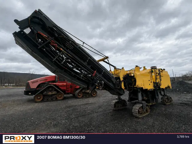 Image of Bomag BM1300/30 equipment image 1