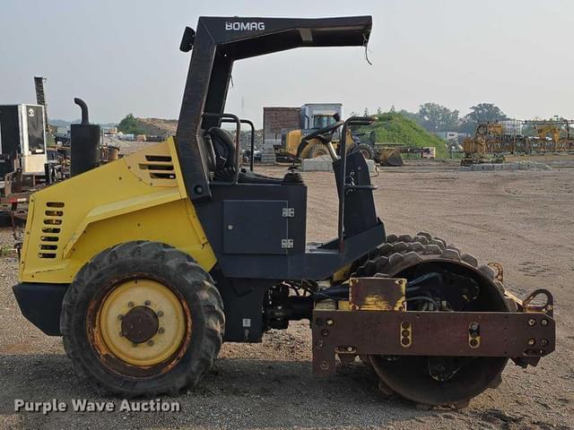 Image of Bomag BW124PDH equipment image 3