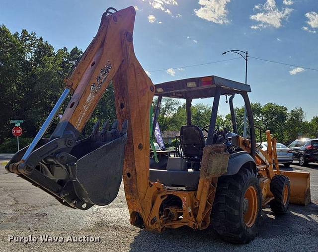 Image of Case 580M Series 2 equipment image 4