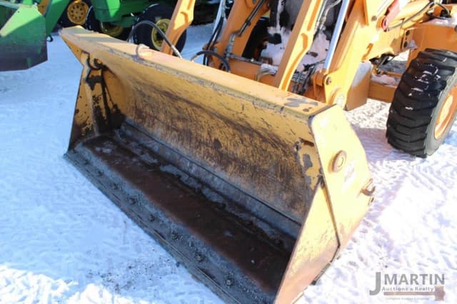 Image of Case 580 Super M equipment image 4