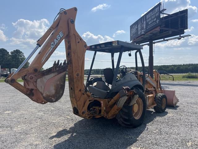 Image of Case 580M Series 2 equipment image 4