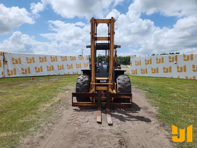 Image of Case 586G equipment image 1