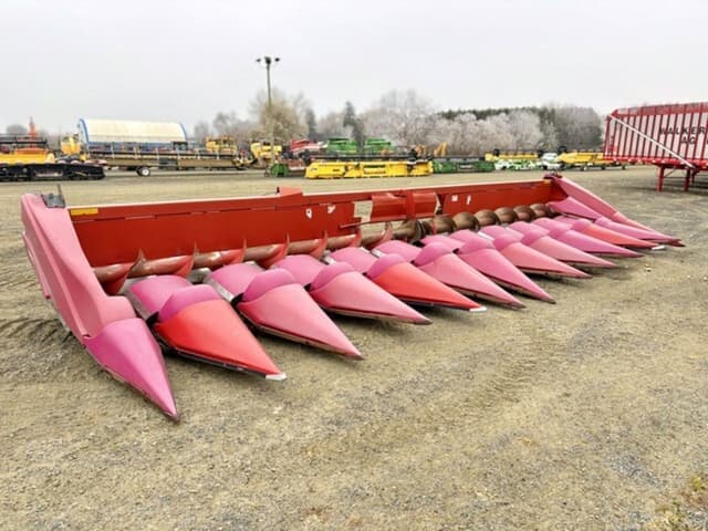 Image of Case IH 2412 equipment image 1