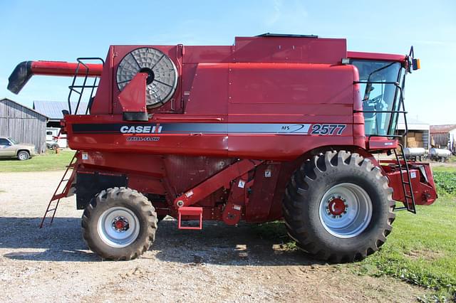 Image of Case IH 2577 equipment image 1