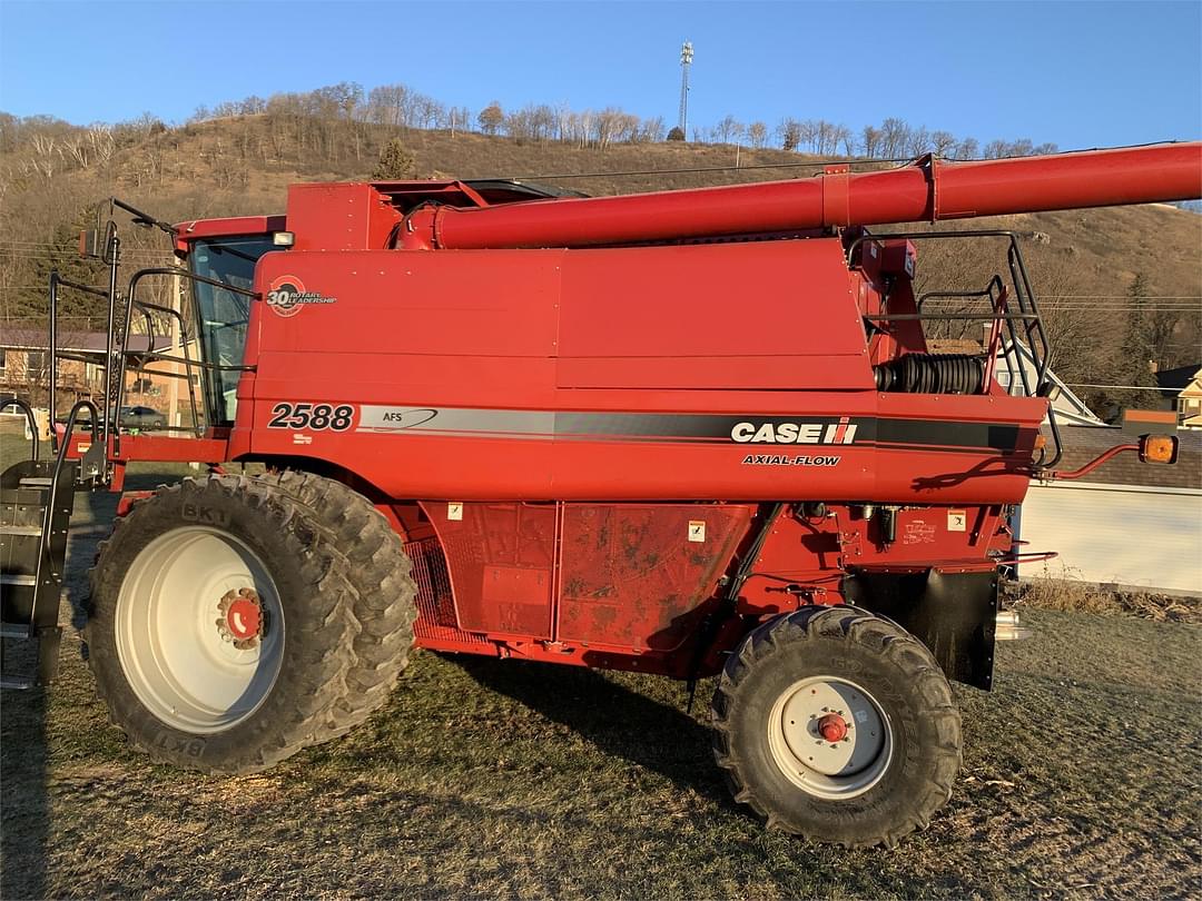 Image of Case IH 2588 Primary image