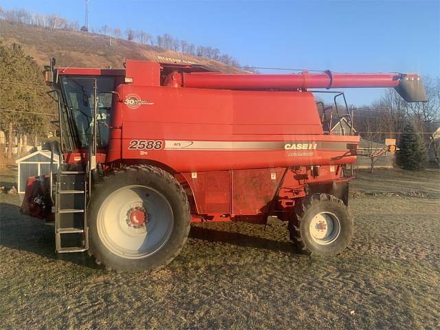 Image of Case IH 2588 equipment image 2