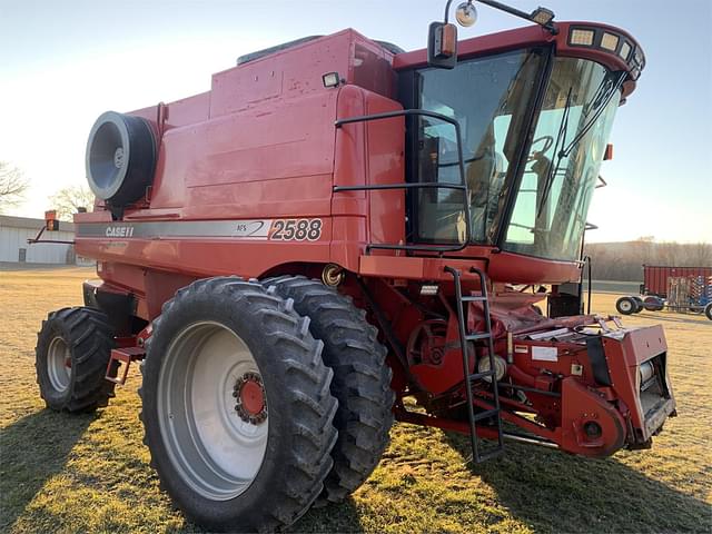 Image of Case IH 2588 equipment image 1