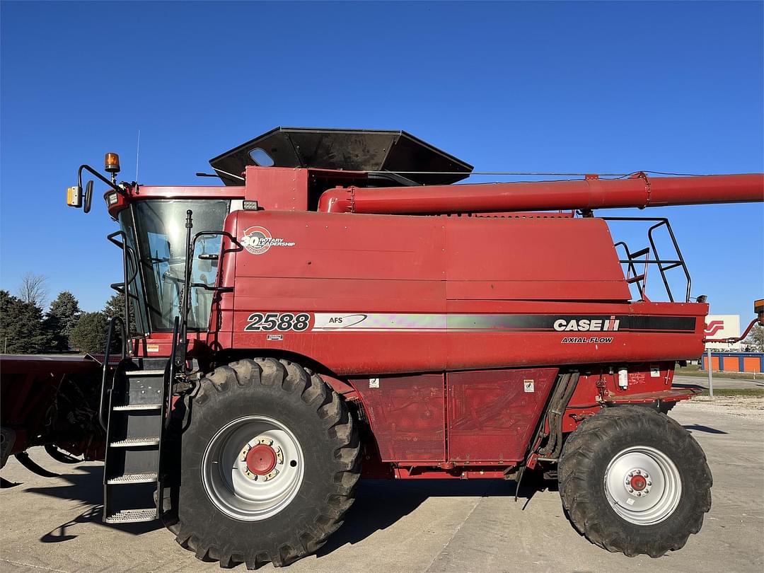 Image of Case IH 2588 Primary image