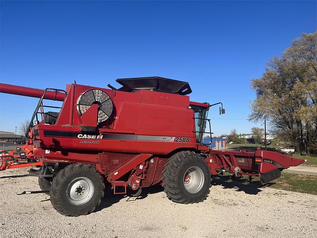 Image of Case IH 2588 equipment image 4