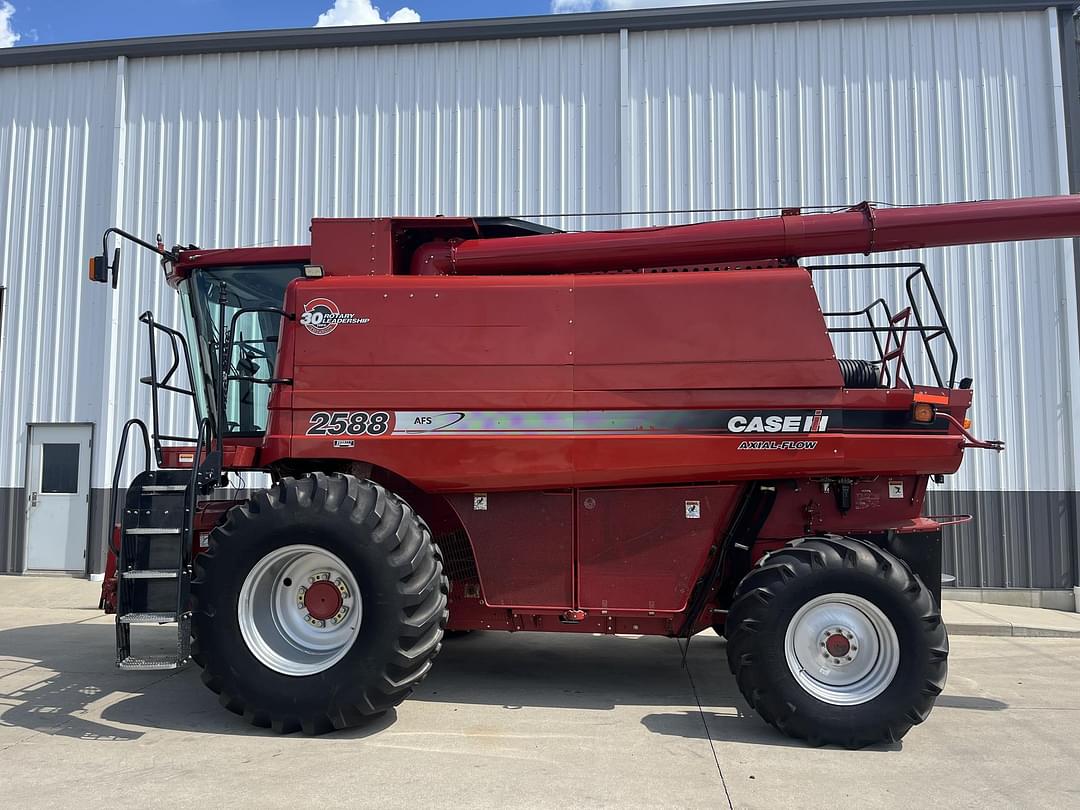 Image of Case IH 2588 Primary image