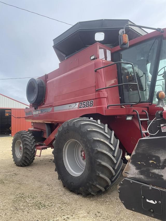 Image of Case IH 2588 equipment image 1