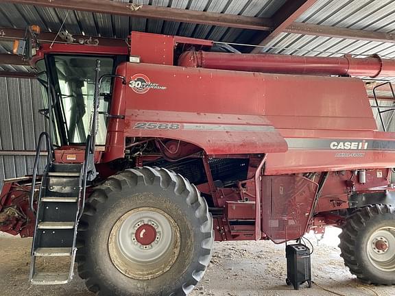 Image of Case IH 2588 equipment image 1