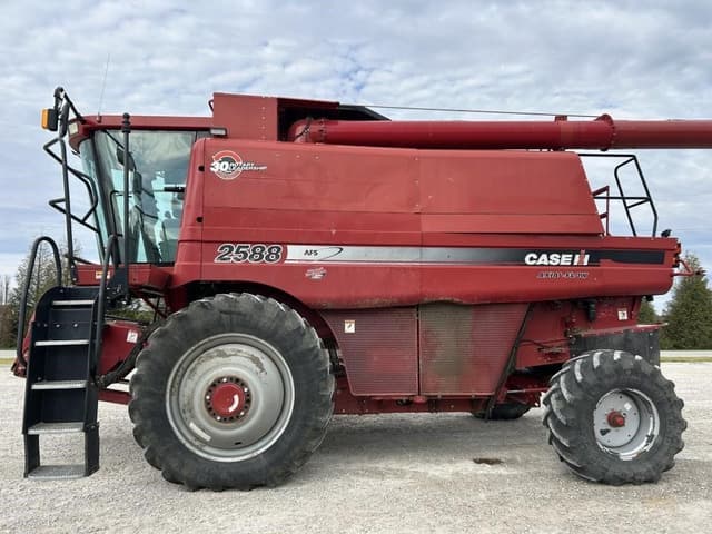 Image of Case IH 2588 equipment image 2