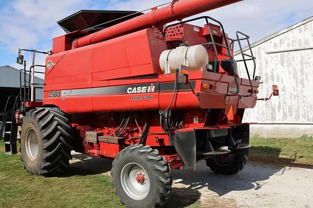 Image of Case IH 2588 equipment image 3