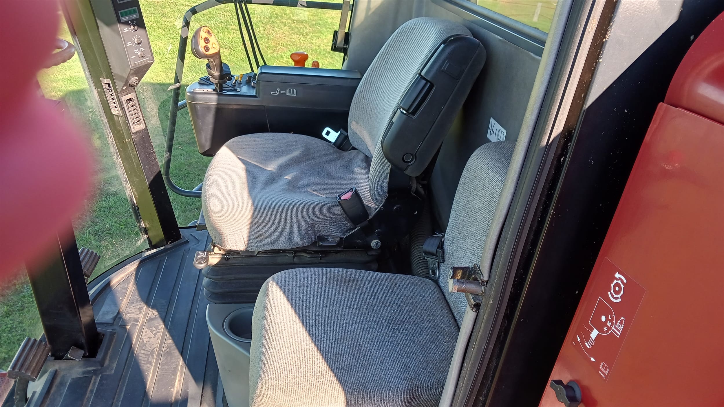 2007 Case IH 2588 Equipment Image0