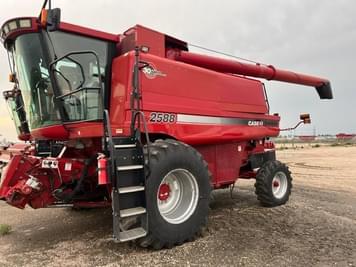Main image Case IH 2588