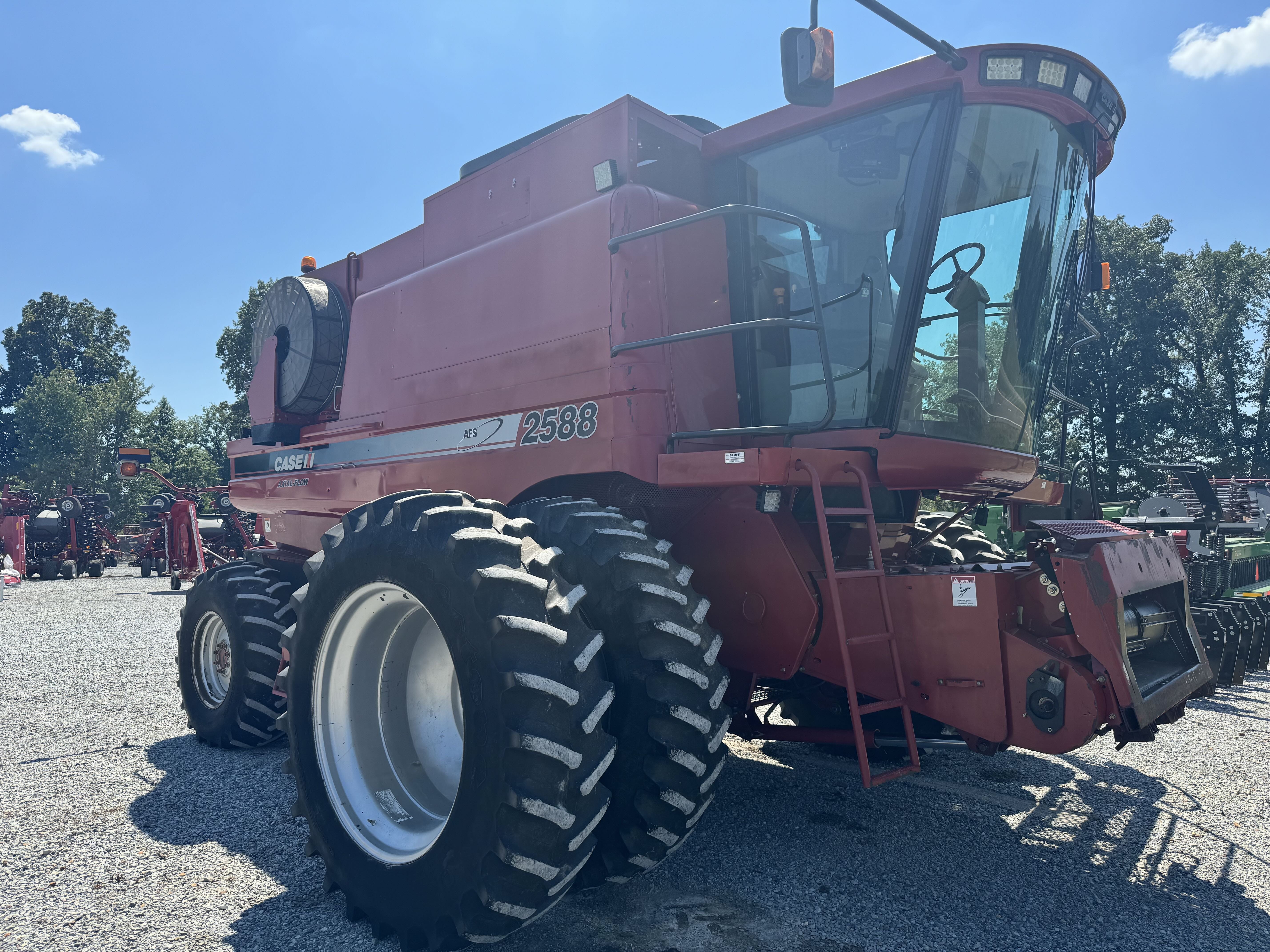 2007 Case IH 2588 Equipment Image0