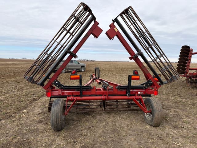 Image of Case IH Crumbler equipment image 3