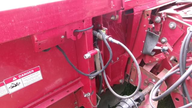 Image of Case IH 2606 equipment image 4
