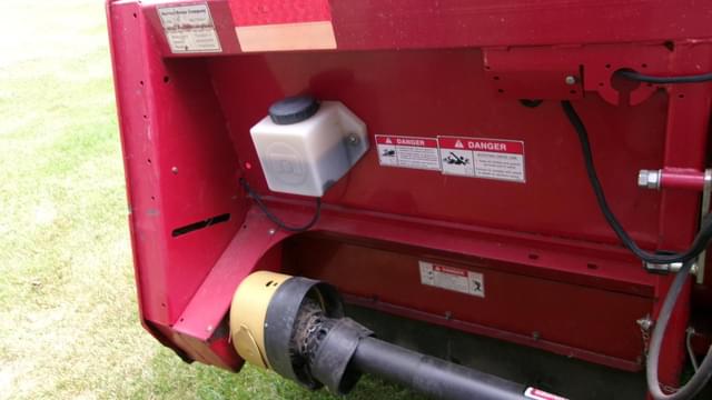 Image of Case IH 2606 equipment image 3