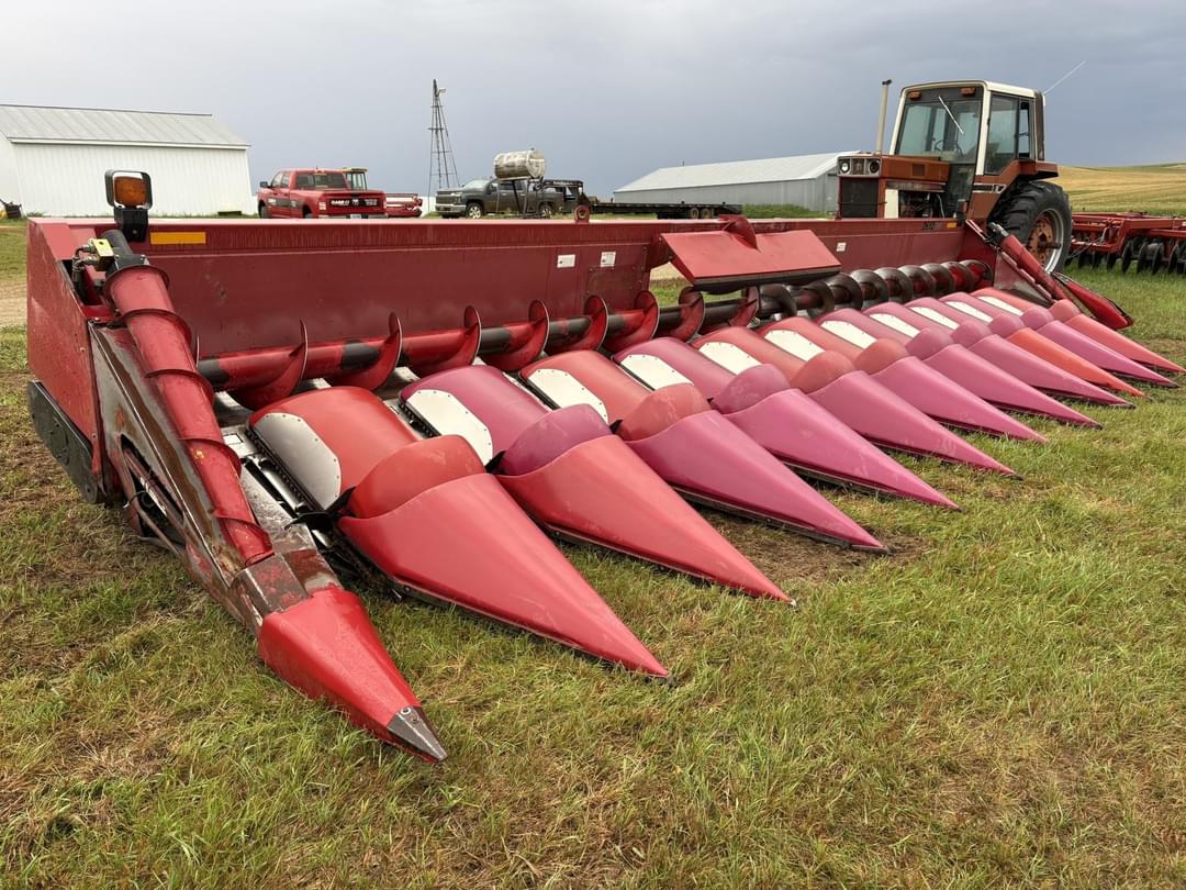 Image of Case IH 2612 Primary image