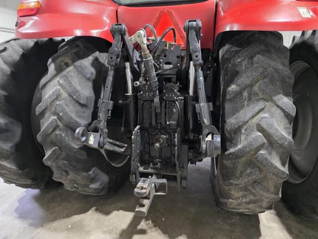 Image of Case IH 275 equipment image 3