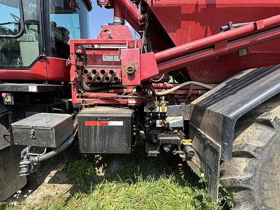 Image of Case IH Titan 4520 equipment image 4