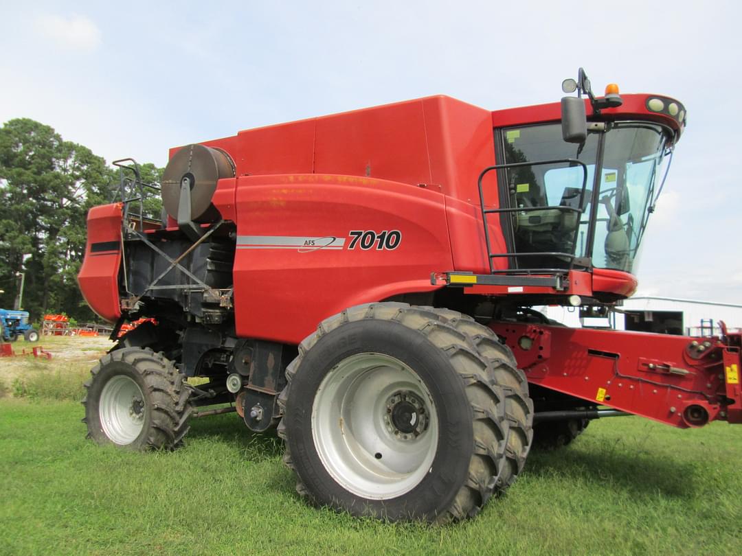 Image of Case IH 7010 Primary image