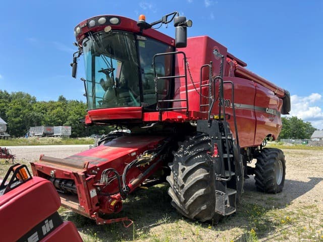 Image of Case IH 7010 Primary image