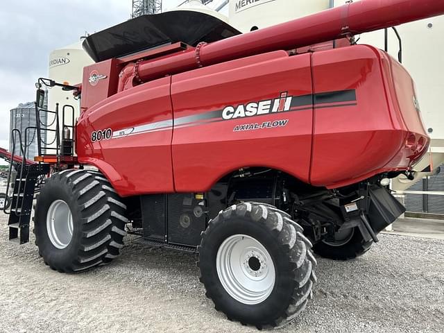 Image of Case IH 8010 equipment image 4