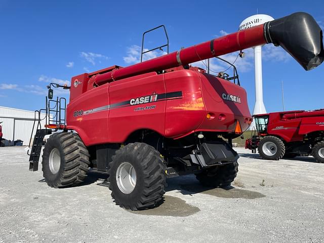 Image of Case IH 8010 equipment image 4