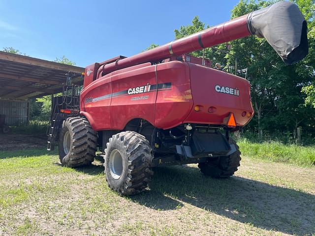 Image of Case IH 8010 equipment image 4