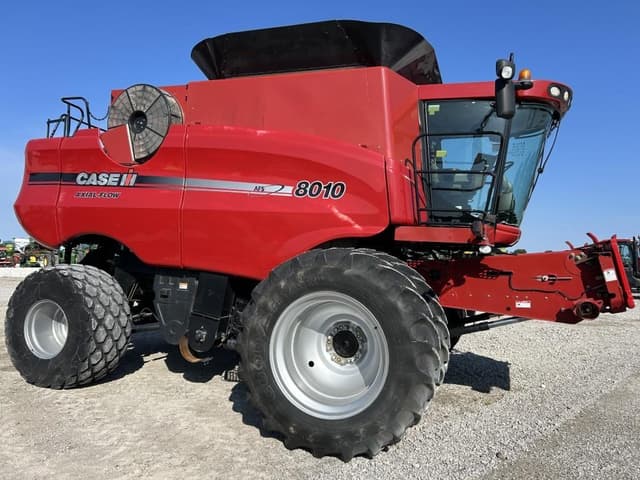 Image of Case IH 8010 equipment image 1