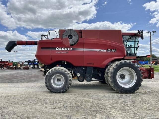 Image of Case IH 8010 equipment image 3