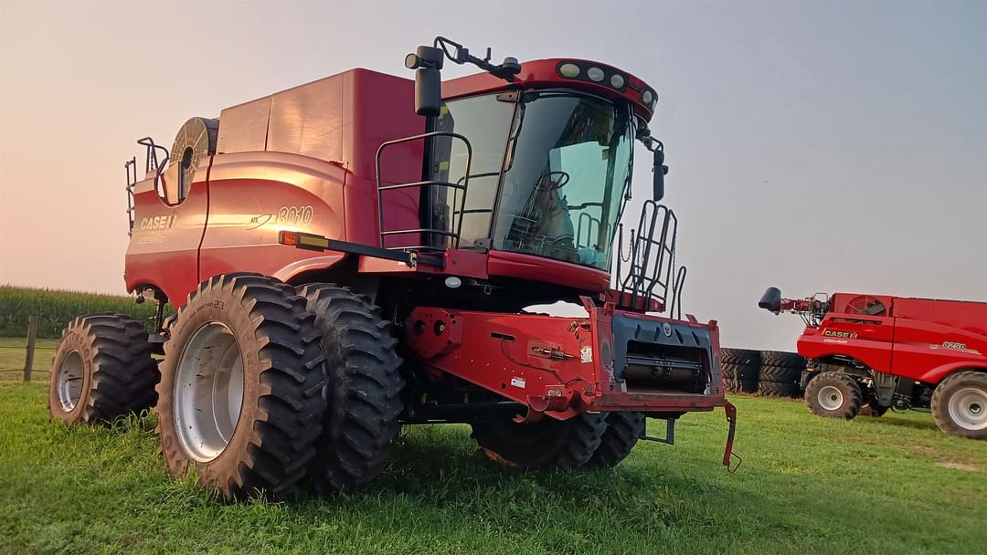 Image of Case IH 8010 Primary image