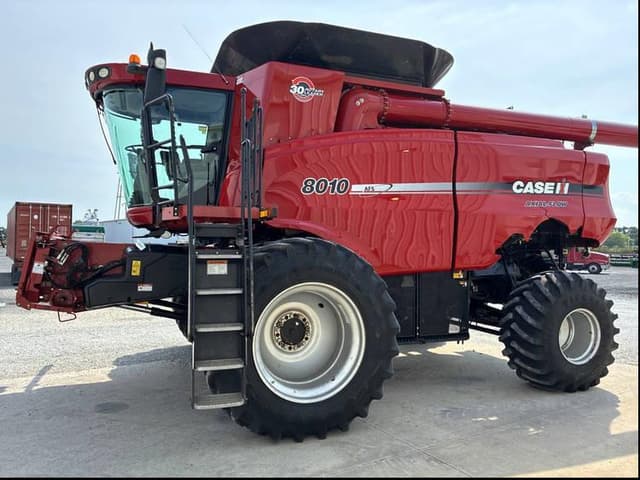 Image of Case IH 8010 equipment image 1