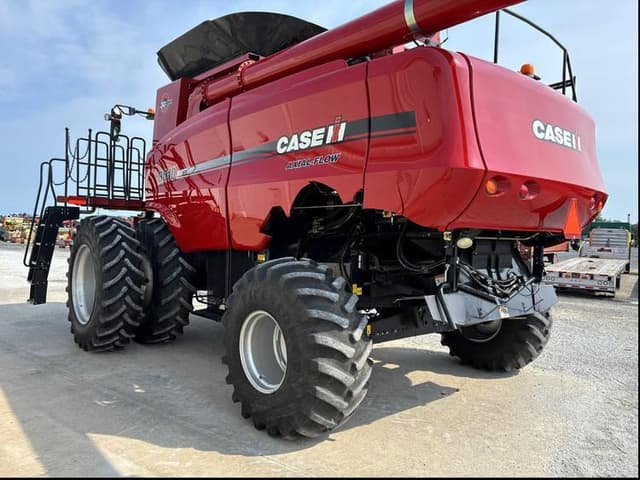 Image of Case IH 8010 equipment image 3