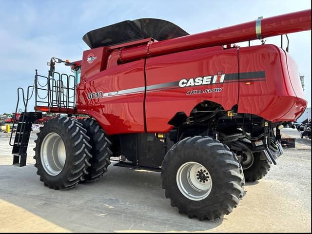 Image of Case IH 8010 equipment image 4