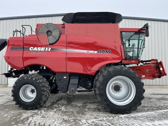 Image of Case IH 8010 equipment image 3