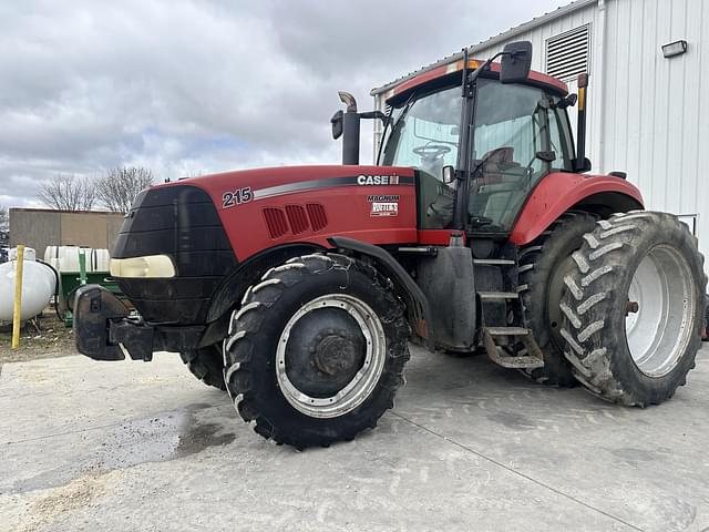 Image of Case IH Magnum 215 equipment image 4