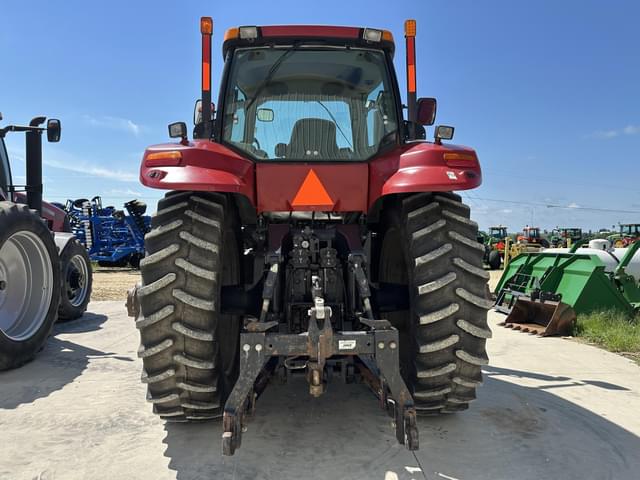 Image of Case IH Magnum 245 equipment image 2