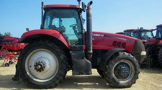 Image of Case IH Magnum 245 equipment image 2